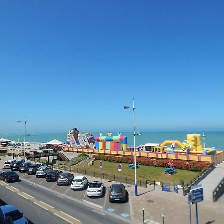 Residence Du Bord De Mer 9 Appartements Avec Une Vraie Vue Mer Le Tréport Exterior foto