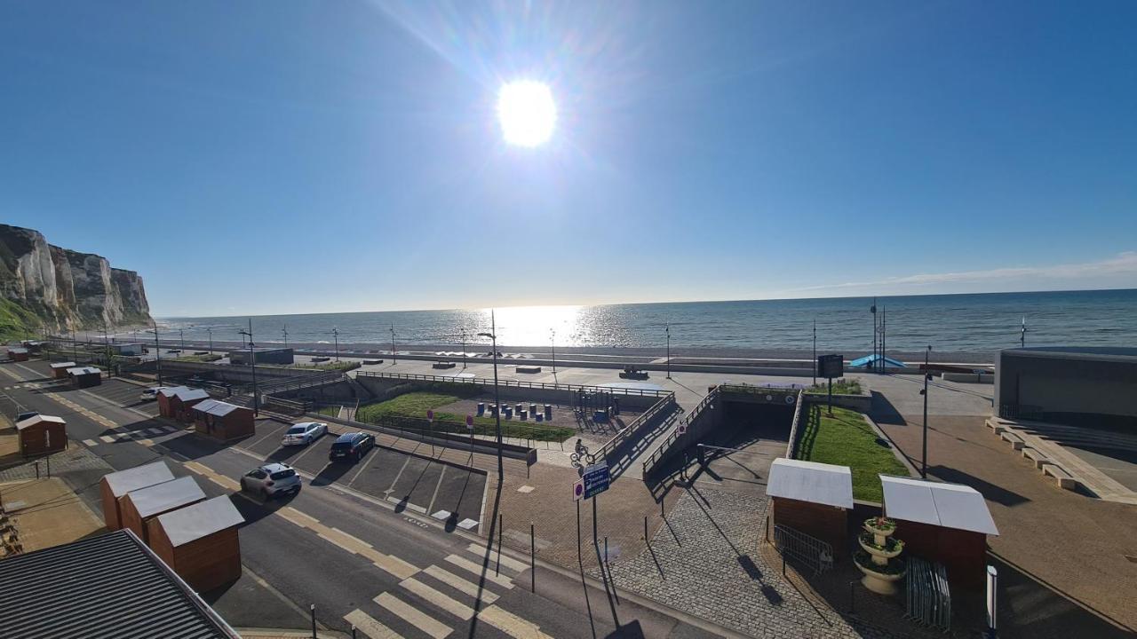 Residence Du Bord De Mer 9 Appartements Avec Une Vraie Vue Mer Le Tréport Exterior foto