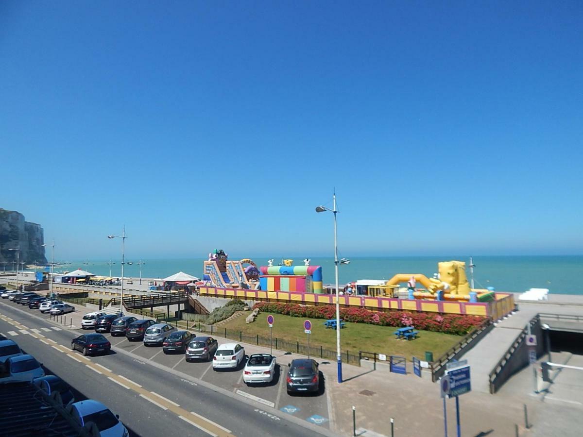 Residence Du Bord De Mer 9 Appartements Avec Une Vraie Vue Mer Le Tréport Exterior foto